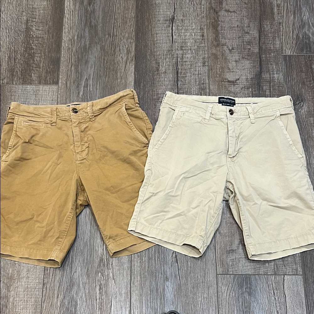American Eagle Men's Flex Slim Khaki Shorts. Size 28. Exc Cond. Orig $45 each